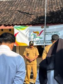 Mahasiswa KKN-Tematik IPB Sampaikan Progres Program Kerja dalam Apel Rutin Kalurahan Semoyo